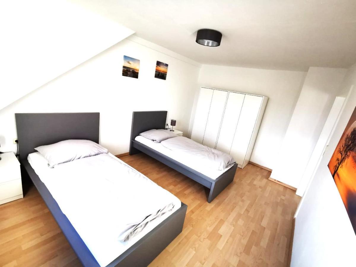 Ferienwohnung Zentral Und Ruhig In Chemnitz Exterior foto
